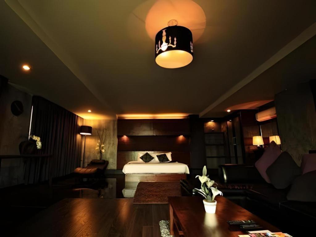 B2 Black Business And Budget Hotel Chiang Mai Exterior foto