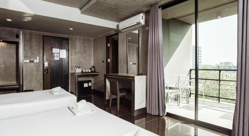B2 Black Business And Budget Hotel Chiang Mai Exterior foto